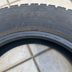 スタッドレスタイヤ145/80/R13
の画像