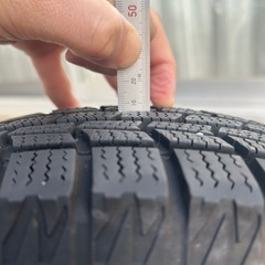 スタッドレスタイヤ145/80/R13
の画像