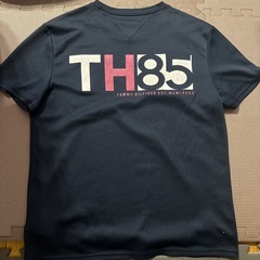 トミーヒルフィガー　Tシャツの画像
