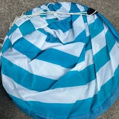 ポップアップシェルターの画像