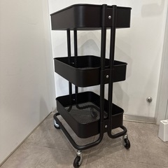 IKEAワゴン　ブラックの画像