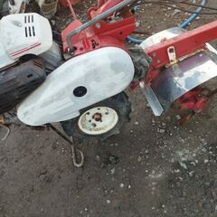 管理機 耕運機 ヤンマー PST60 うまく機能している 一つの衝撃、一つの爆発の画像