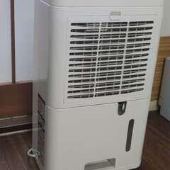 最大16畳　コンプレッサー式除湿機の画像