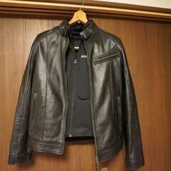 革ライダーズジャケットL、コミネインナープロテクターLの画像