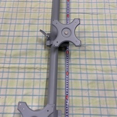 美原店　モニターアーム　4軸　モニタースタンドの画像