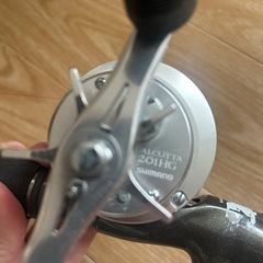 ジギング用釣り竿とリールの画像