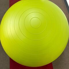 バランスボール＋台座＋空気入れ付きの画像