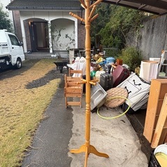 木製 ポールハンガー の画像