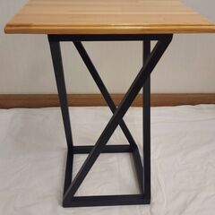 ハンドメイド家具　お洒落インテリアラックの画像