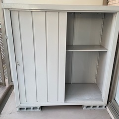 ベランダ物置の画像