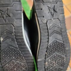 ほぼ新品　ハイカットスニーカー　25.５センチの画像