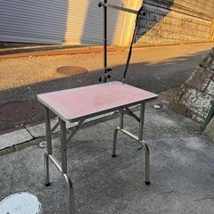 トリミングテーブル　折りたたみ　アーム付きの画像