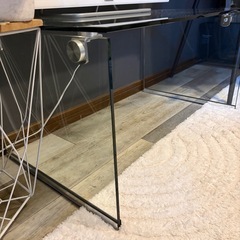 ガラステーブル／センターテーブル／シンプルデザインの画像