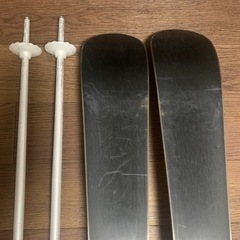 ジュニア用スキー128センチ、ストック、靴3点セット●女の子の画像