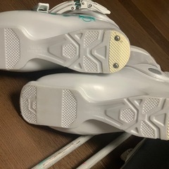 ジュニア用スキー128センチ、ストック、靴3点セット●女の子の画像