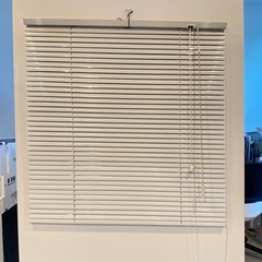 ブラインド、壁掛け、天井付け両用タイプ。90×90cm 2枚セットの画像