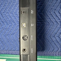 　Alesis Q49  　MIDIコントローラーの画像