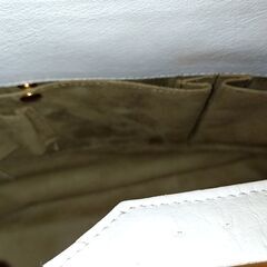 ホワイトゴールド　オーストリッチレザー ハンドバッグの画像