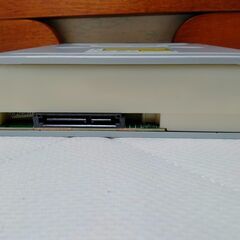 ＬＧ　S-ATA接続　デスクトップPC内蔵型　BDドライブ　10倍速　BH10NS30　中古　送料が高いので取りにこれる方限定の画像