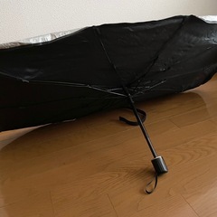 美品・車用傘型サンシェードの画像