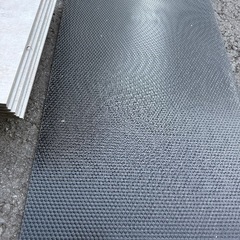 綺麗なタイルカーペット(あまり売ってない結構高いやつ)の画像