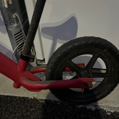 STRIDER バランスバイク 赤の画像