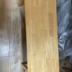 ダイニングテーブル(椅子、ベンチ込み)の画像