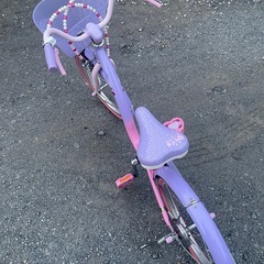 トイザらス　女児用『ソフィア』自転車　中古　取引き中❗️の画像