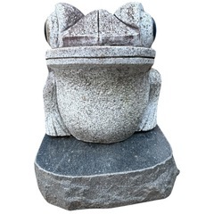 NO.2659【引取り限定】御影石 蛙 カエル かえる 親子 置物 オブジェ 庭石 石像 高さ約50cm 縁起物 ガーデニング 傷汚れあり 中古の画像