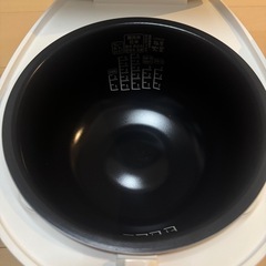 アイリスオーヤマ　炊飯器　5.5合炊きの画像