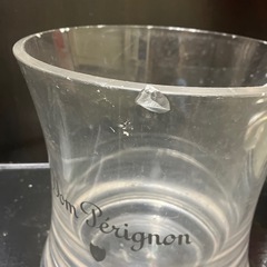 5つあります　シャンパンクーラーの画像