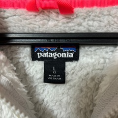 パタゴニア　　フリース
フーディの画像