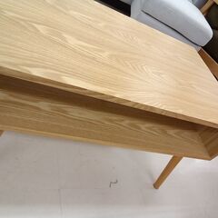 リユースのサカイ栃木店★ジモティ割あり★ NITORI テーブル ライトブラウン W65.5×D40×H40.5 クリーニング済み TC12008の画像