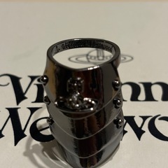 Vivienne Westwood アーマーリング ブラックの画像