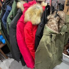 新品 レディース ジャケット 冬物 長袖 中綿 防寒 軽量 カジュアル ミリタリー　まとめ買い歓迎　卸ます　アマゾン引き上げ商品　倒産品　ネット商材　卸ます　転売　アマゾン引き上げ商品　卸し　問屋　倒産品　転売OK　ネット商材　アマゾン　商品　景品　コンペ　新品　未使用　卸売り　卸売の画像