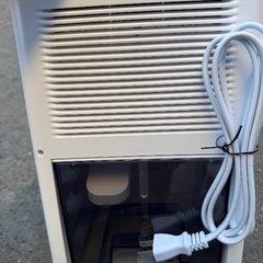 新品コンパクト除湿機(箱付き)の画像