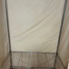 洋服用スチールラックの画像