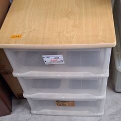 リサイクルショップどりーむ天保山店　No5203　 三段収納　衣類収納　木天板で頑丈🎵　オススメ🎵の画像