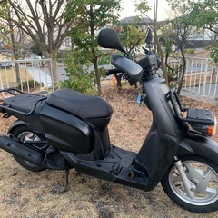 ヤマハ　ギア　③ 艶消し黒色　ua06j 原付きバイク　50ccの画像