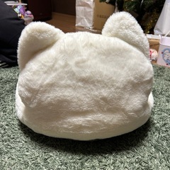 猫ちゃんの形の座布団、背もたれ付きの画像