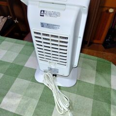 DOSHISHA PIERIA セラミックファンヒーター 1200／600W 2018年製の画像