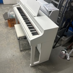 ☆電子ピアノ☆ローランド☆2019年製☆ホワイト色☆の画像
