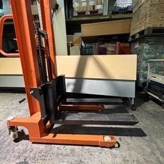油圧リフター　ハンドリフト　2000kg 低床りふとリフトの画像