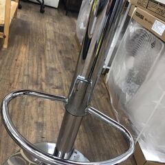 【ジャングルジャングル広陵店】昇降チェア　オレンジの画像