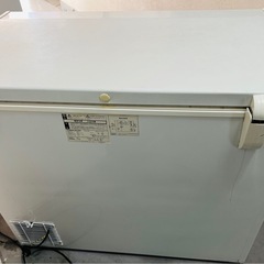 レマコム 冷凍 ストッカー RRS-210CNF W964D565H837mm 210L 100V 50kg フリーザー アイス ストッカー 冷凍庫の画像