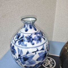 未使用　一輪挿し花瓶２客　京都たち吉　一輪挿し花瓶と　信楽焼　一輪挿し花瓶の画像