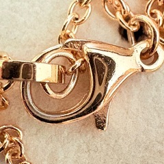 ローズゴールド セラミック リング系 ネックレスの画像