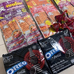 【フードロス対策】１つ500円　大量！海外お菓子まとめ売りの画像