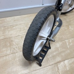 ストライダー　シルバー
の画像