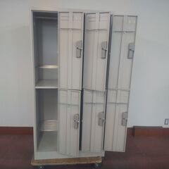 【KOKUYO/コクヨ】６人用スチールロッカー カギ付き■U-1009の画像